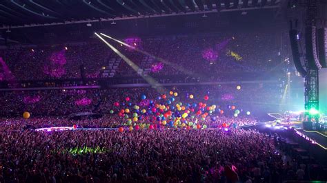 Image Coldplay Perform Adventure Of A Lifetime Amsterdam Arena