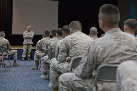 Dvids Images Lt Gen Mckenzie Visits Ce Marfor Centcom Fwd Marines