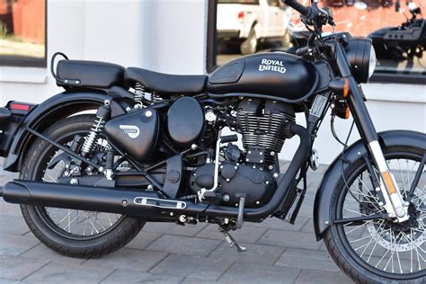 Check latest royal enfield bike model prices fy 2019, images, featured reviews, latest royal enfield news, top comparisons and upcoming royal enfield models info only royal enfield bikes price starts at rs. Royal Enfield Classic Stealth Black 350 - Just Bike
