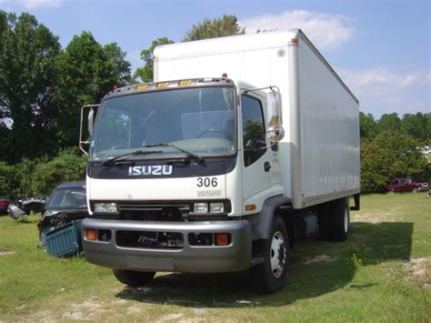 isuzu ftr truck   busbees trucks  parts