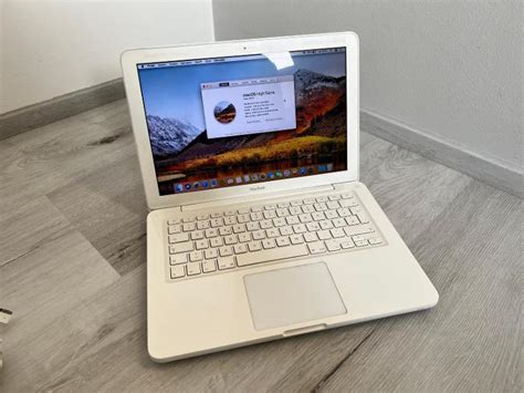 Apple Macbook White 13 226ghz A1342 Od 1 Kč Aukro