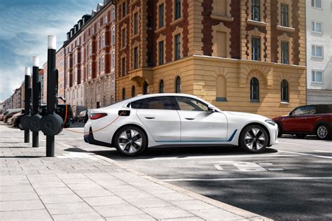 World Premier The All Electric 2023 Bmw I4 Edrive40 And I4 M50