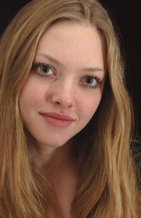 She has been practically attached at the hip with her loyal canine finn this past summer. Pin by Kainat on amazing amanda seyfried (With images ...