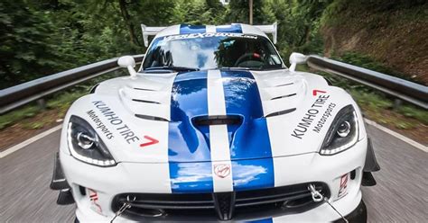 Dodge Viper Acr Begins Nürburgring Record Attempt