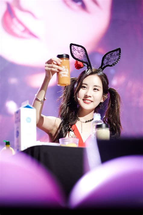 Check Out The Pictures From Snsd Seohyun S Birthday Party With Fans Wonderful Generation
