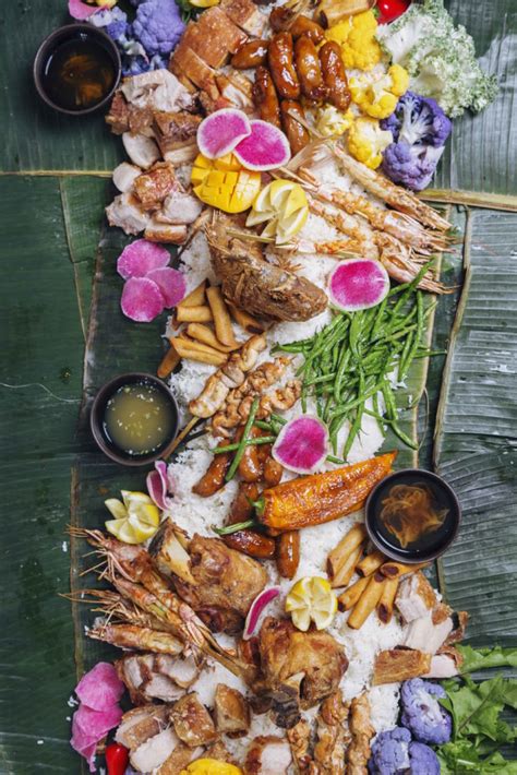 Kamayan Feast Sunda New Asian