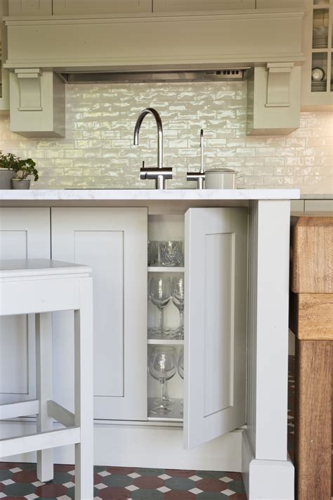 About zanesville lowe's 3755 frazeysburg rd your local lowe's in zanesville, oh has everything necessary for your next job or home improvement project. Provincial Kitchen - Beecroft Road | Kitchen design companies, Kitchen remodel, Bespoke kitchen ...