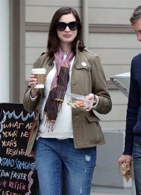 Anne Hathaway Street Style At A Park In Los Angeles January 2016