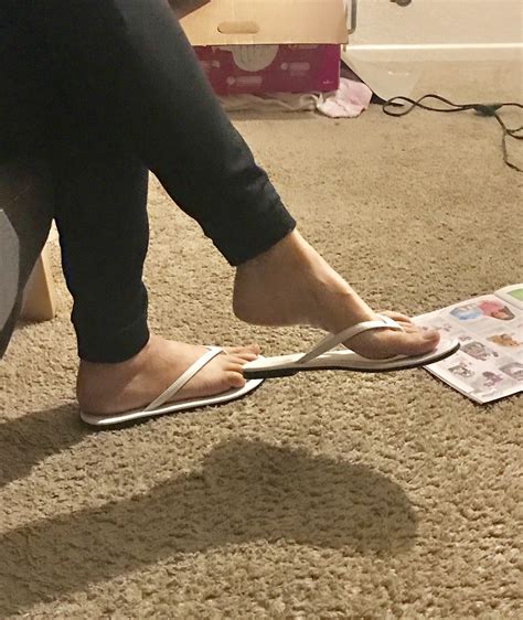 Wifes Candid Feet In Flip Flops Youtube Com Fff Wife Flickr