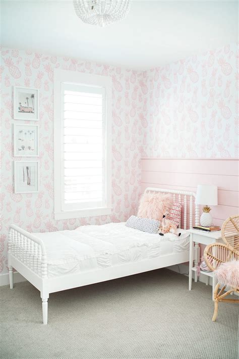 Details More Than 56 Wallpaper For Girls Room Latest Incdgdbentre