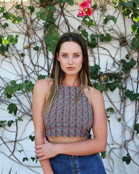 45 Sexy And Hot Merritt Patterson Pictures Good Woman Scene Hair