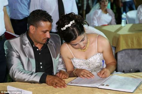 charity helps 90 turkish couples cover the costs of their expensive muslim weddings daily mail