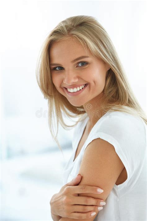 Portrait Beautiful Happy Woman With White Teeth Smiling Beauty Stock Image Image Of High