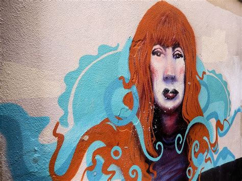 Banco De Imagens Mulher Parede Cor Azul Grafite Pintura Arte De