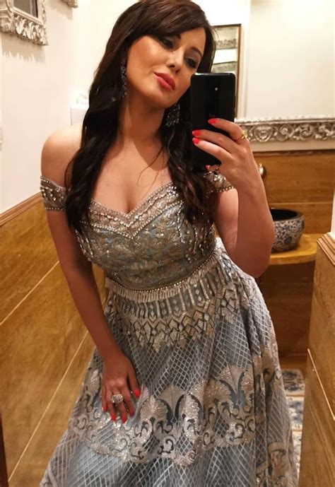 11 sizzling hot selfies of minissha lamba in bikinis dresses and sarees