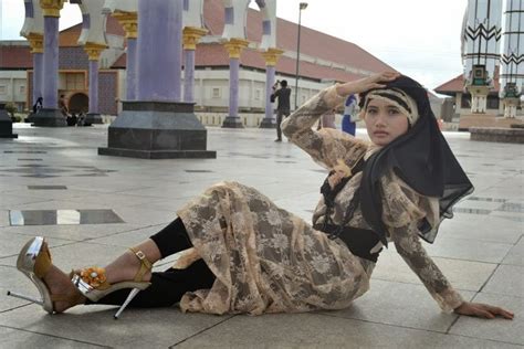 Sesi Pemotretan Foto Model Hijab Siti Nur Lathifah