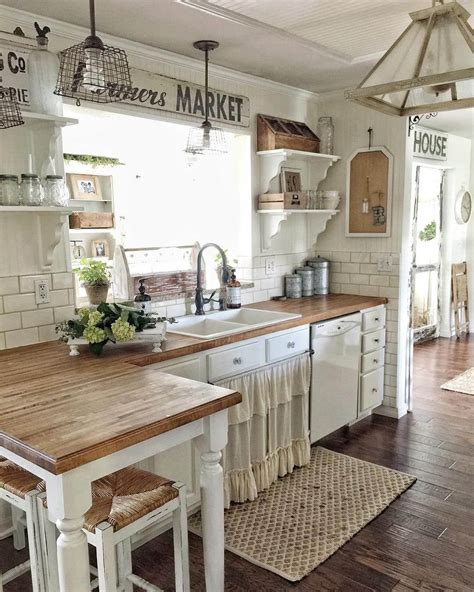 Farmhouse Kitchen Cabinets
