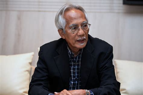 The commission means the malaysian communications and multimedia (2) any term used in the class assignments shall, unless the context otherwise requires, have the same meaning as in the act or subsidiary legislation made under the act. Communications and Multimedia Act 1998 (CMA) | HAKAM