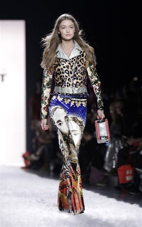 New York Fashion Week Fall 17 Gigi Hadid For Jeremy Scott Runway