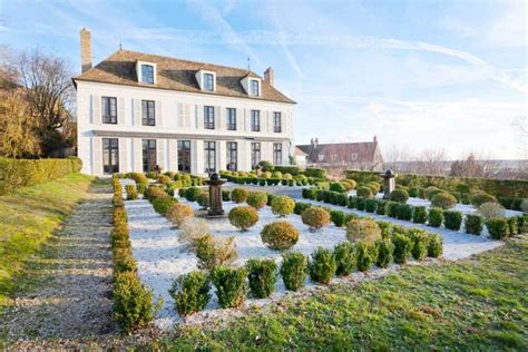 See This House The Modern Inside Of An Old World French Chateau