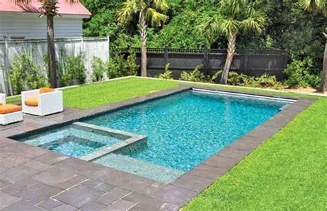 45 Stunning Backyard Pool Landscaping Ideas Sweetyhomee