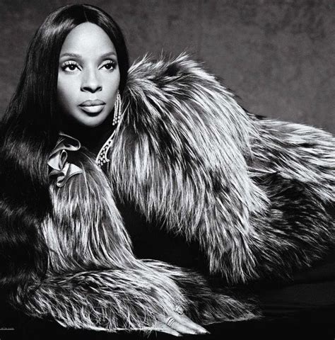 Black Female Singers Mary J Blige Capricorn Women Vintage Black Glamour Hip Hop And Randb