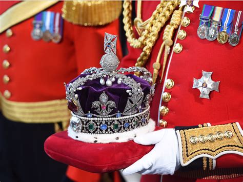 These Are The British Monarchys Most Dazzling Crown Jewels Crown