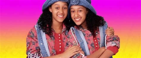 sister sister and more classic black sitcoms headed to netflix