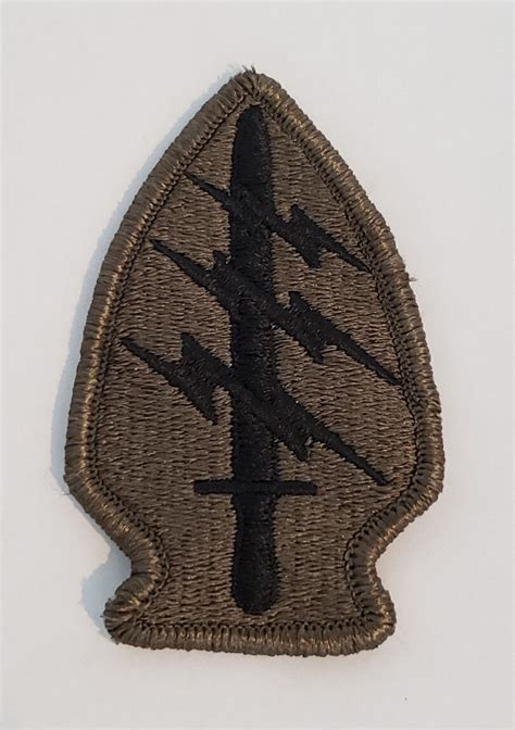 Green Army Special Forces Sew On Patch Sword W 3 Lightning Bolts 3x2