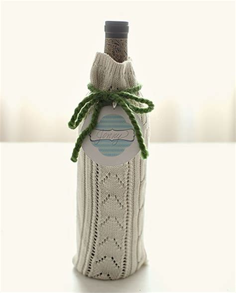 5 Diy Wine Bottle T Wrap Ideas Shelterness Another Great Use For Old Sweaters Diy Wine