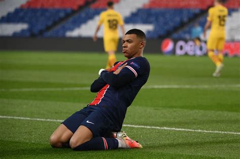 Presidente Do Psg Garante A Permanência Mbappé Até Pelo Menos Junho De 2022