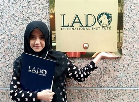 Jun 23, 2021 · bahkan yusuf mansur sempat diadukan oleh investornya dengan tuduhan penipuan investasi. Inilah Profil dan Foto Cantik Putri Ustad Yusuf Mansur ...