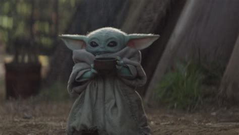 ≡ 7 Of The Best Baby Yoda Moments Brain Berries