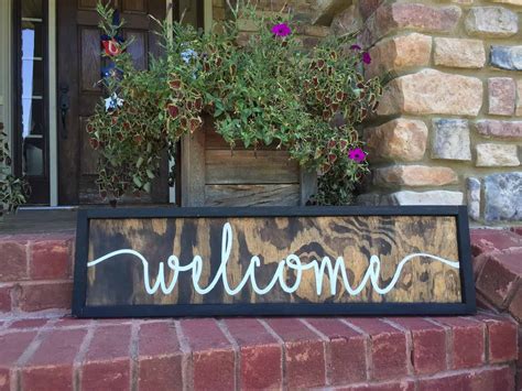 DIY Welcome Signs For Your Front Porch