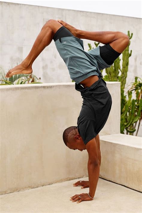 7 In 2021 Mens Yoga Clothes Yoga For Men Alo Yoga