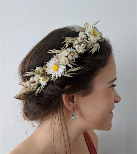 15 Beautiful Dried Flower Crowns You Can Buy On Etsy