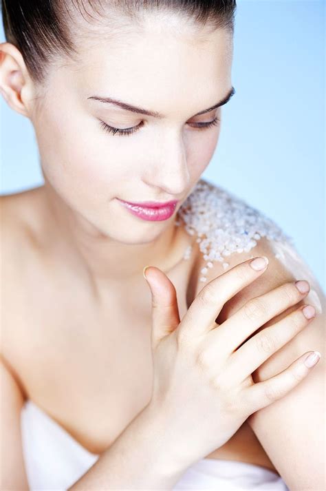 We welcome new dealers to join our team. Reveal Radiant New Skin With Best Body Scrubs - Top Sante ...