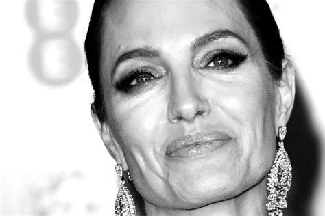 Six Untouched Photos Of Angelina Jolie That Prove That Shes Far From
