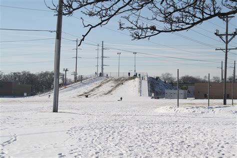 Steep And Swift Sledding Hills In Chicagos Suburbs