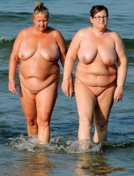 Sexy Granny Nude Beach Olderwomennaked Com Sexiz Pix