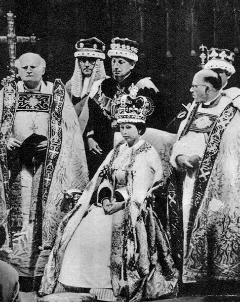 She has led a life as the uk's longest reigning monarch, queen elizabeth ii has seen britain change dramatically over. Neubeginn ab 1953