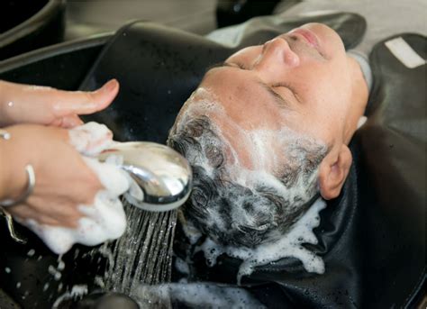 How To Choose The Best Hair Spa And Hair Treatment For Men