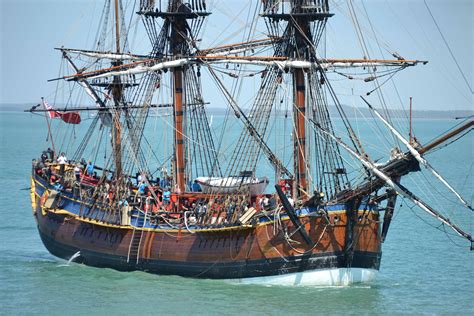 Journey Back To The 1700s Us Premier Ship Models