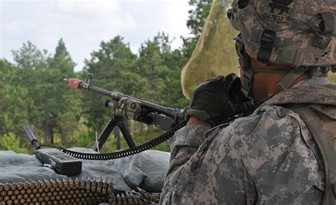 101st Airborne Conducts Air Assault Training With New Communications