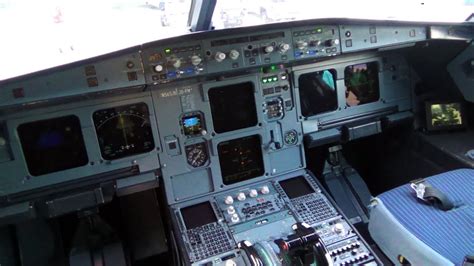 Airbus A320 Flight Deck Visit Jetblue Airways Airbus A320 At New York