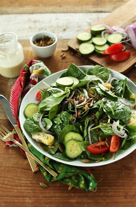In this post you'll learn how to make a filling, satisfying side salad or light meal that's fresh and tastes amazing. Creamy Spinach Salad | Minimalist Baker Recipes
