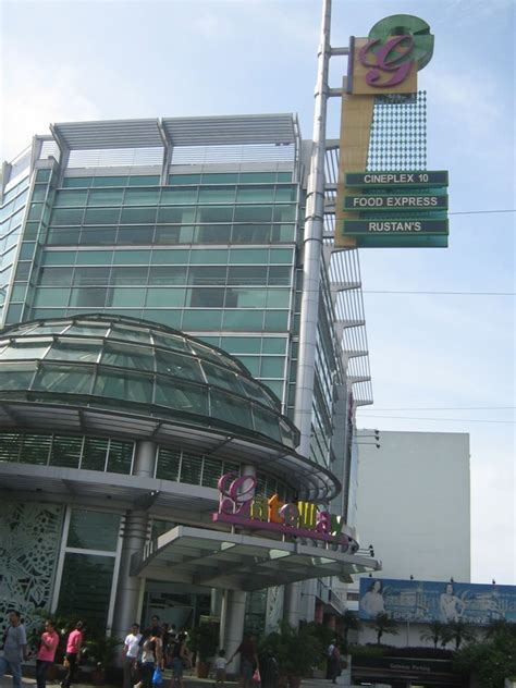Gateway Mall Quezon City Philippines Tourist Information