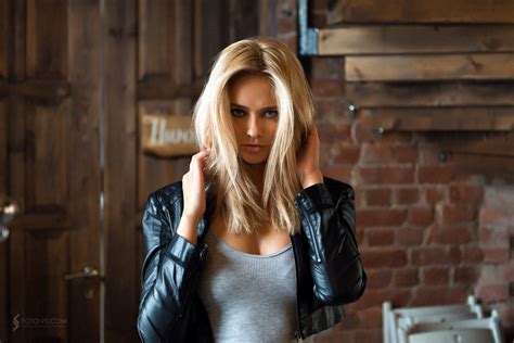 Blonde Leather Jacket Wallpapers Wallpaper Cave