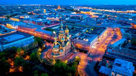 Rußland n (genitive rußlands, plural rußland). Mit Aeroflot nach Russland: Flüge nach St. Petersburg ab ...