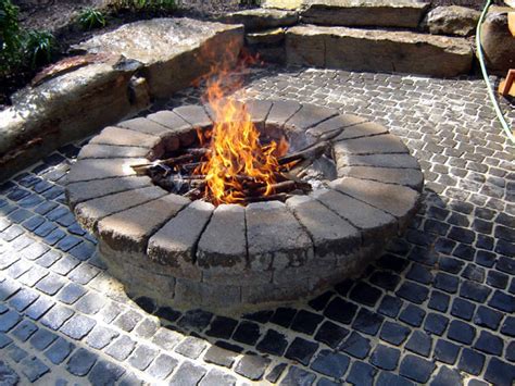 How to build a backyard firepit in 7 easy steps. How To Build a Round Stone Fire Pit | how-tos | DIY
